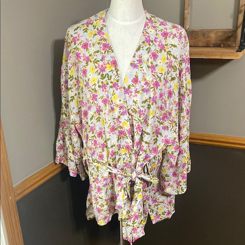 Mystree pink & green Floral Kimono  cover up Robe with Belt size m/L